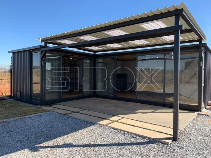 Módulo antracita con pérgola variante